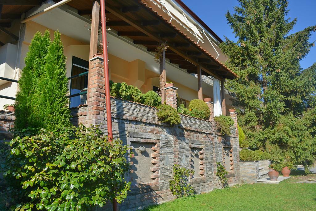 Guesthouse Liogerma Káto Loutrákion Exteriér fotografie