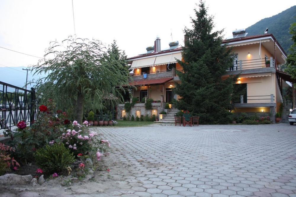Guesthouse Liogerma Káto Loutrákion Exteriér fotografie