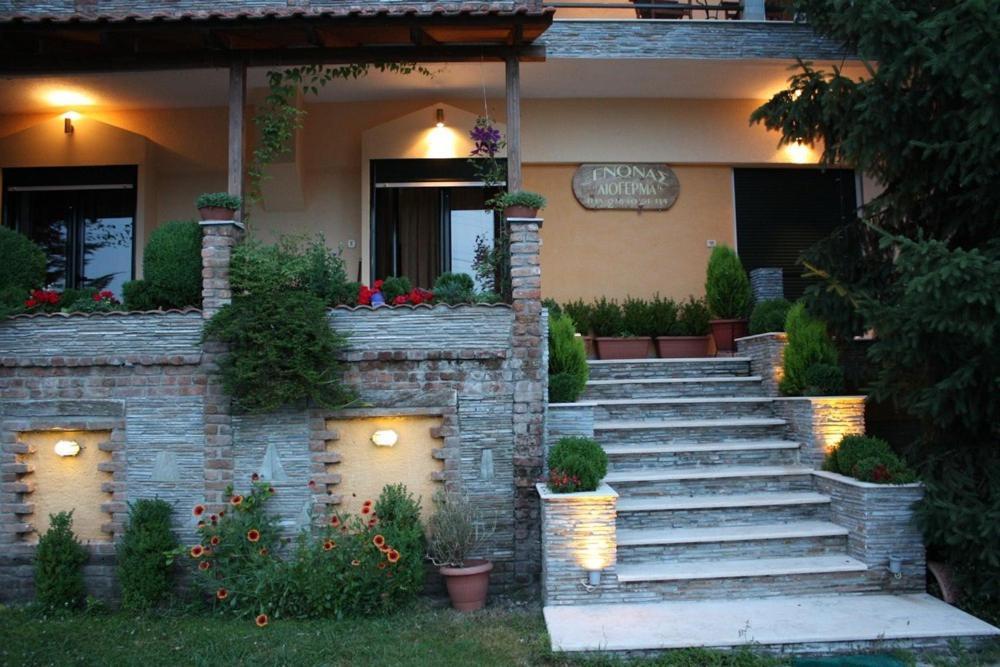 Guesthouse Liogerma Káto Loutrákion Exteriér fotografie